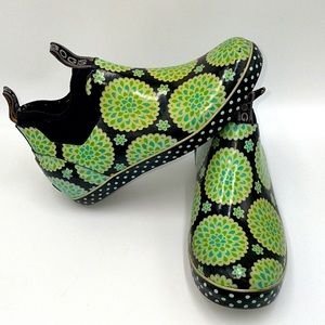 Bogs  Mattie Dahlia  Waterproof Ankle Boots